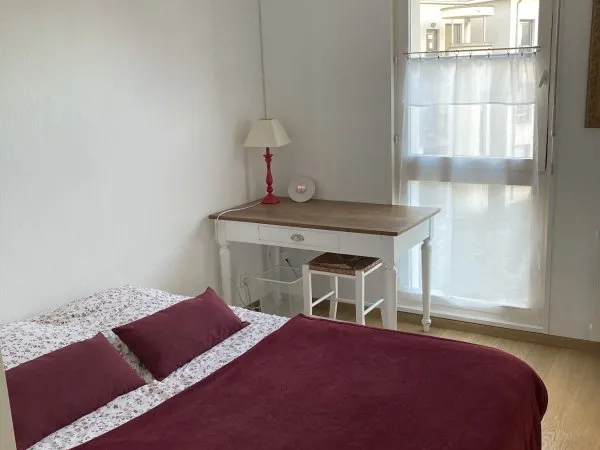 Loue chambre meublée 12m²