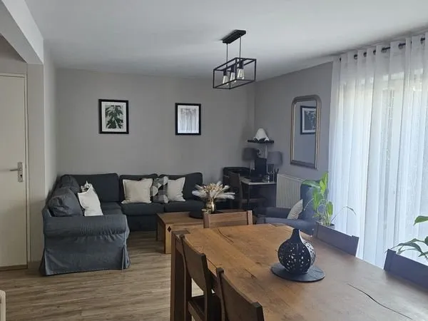 Maison 3 chambres centre village - Bordeaux à 20 min - Paris TGV à 2h08