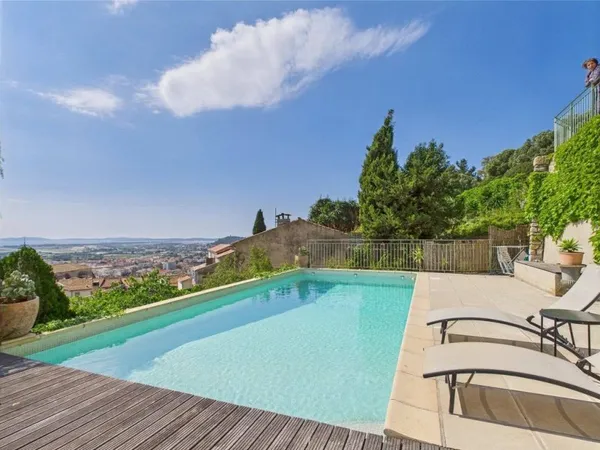 Maison de luxe 8 pièces 200 m²