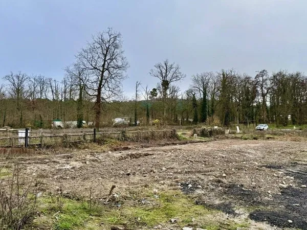 Terrain constructible 404 m²