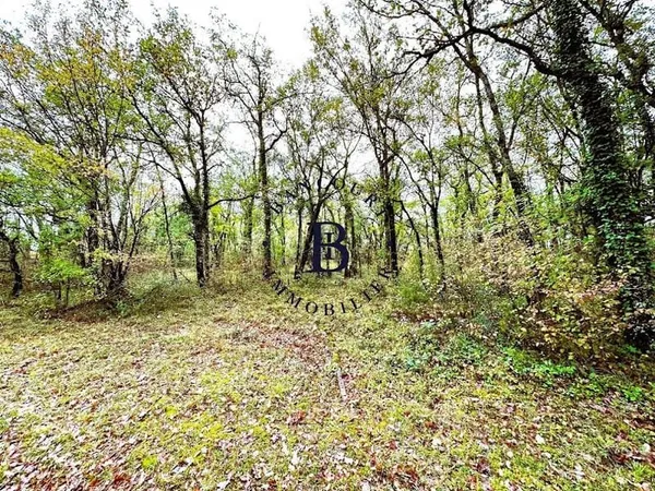 Terrain 4500 m²