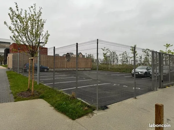 Stationnement Location Amiens   40€