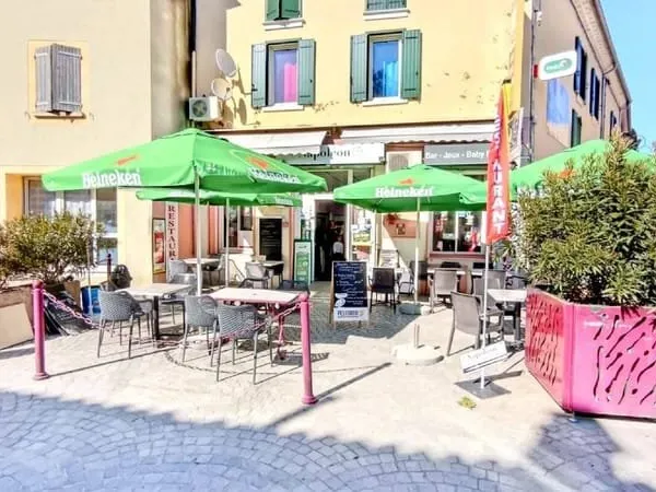 Boutique 90 m²