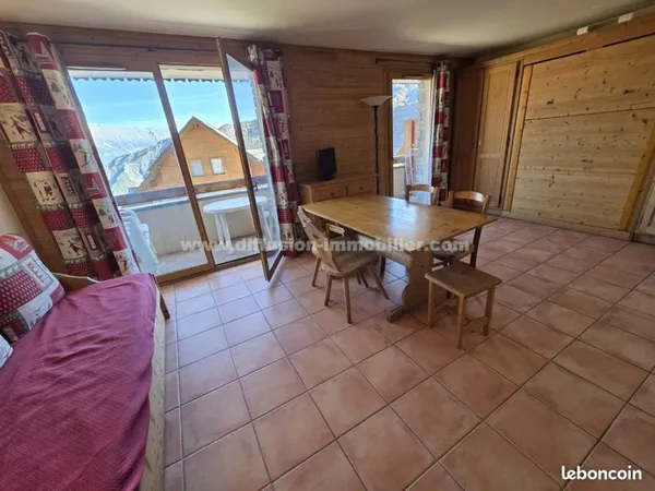 Studio 1 pièce 38 m²