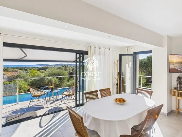 Villa 4 pièces 95 m²