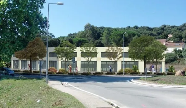 Local commercial 175 m²