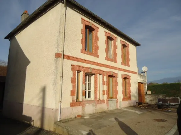 MAISON DE BOURG A RENOVER SECTEUR EYBURIE