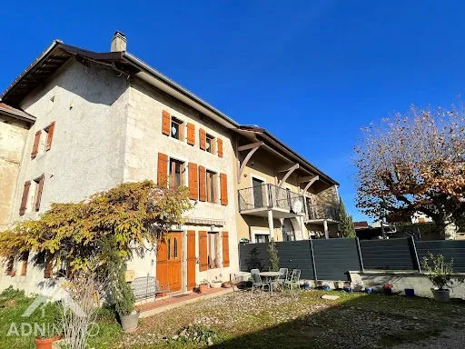 Maison 6 pièces 205 m²
