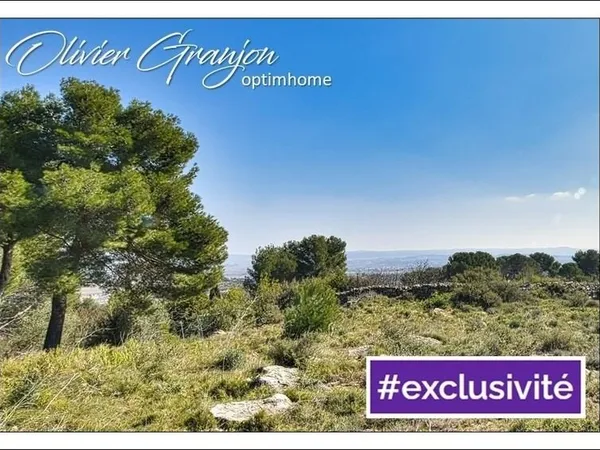 Terrain Naturel avec Vue Imprenable sur le Pic Saint-Loup
