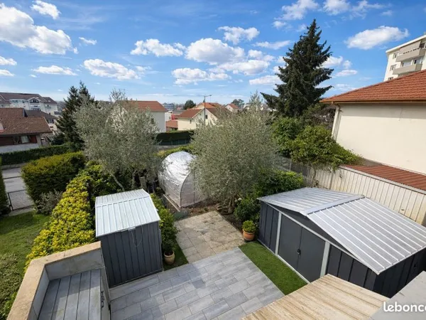 Triplex 4 pièces 78 m²