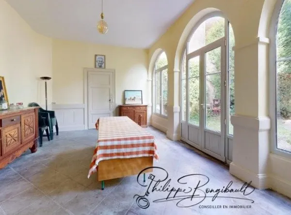 Maison bourgeoise 198 m² - 9 pièces Crémieu 38460