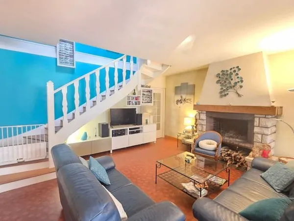Immeuble 4 pièces 363 m²