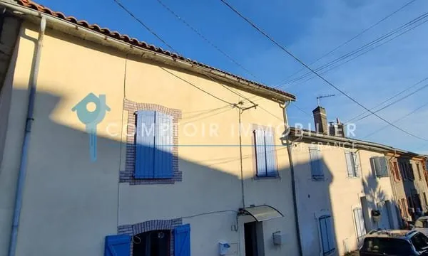 Dpt Haute Garonne 31- A vendre Montrejeau 31210- maison constitué de 2 appartements loués en bail cl