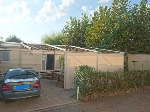 Double parcelle + 2 mobil-homes - St Aygulf - Proche mer - 84 900