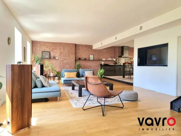 Maison 8 pièces 246 m²