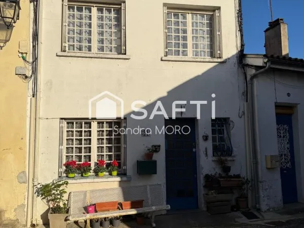 Maison de ville avec locataire en place - idéal investissement