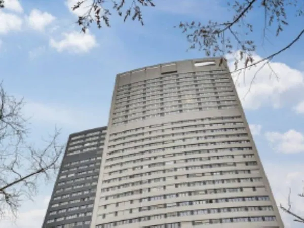 Bureau 3301 m²