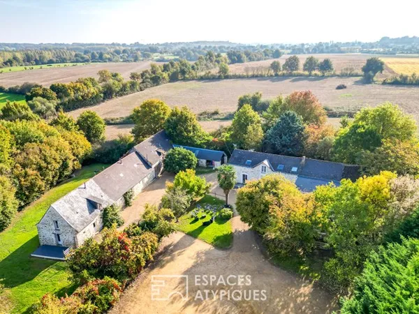 Ancien corps de ferme dédié à l'évènementiel