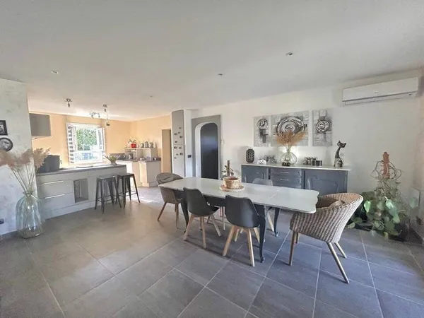 Maison de plain-pied 4 pièces 93 m²
