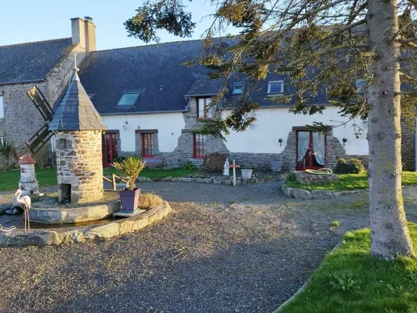 Maison 8 pièces 300 m²