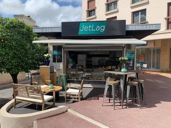 Hôtellerie et restauration Vente Hyères  80m² 65000€