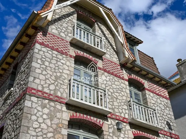 Maison 6 pièces 200 m²