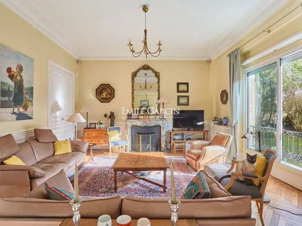 Maison de luxe 10 pièces 306 m²