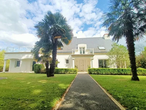 Maison La Chapelle Sur Erdre 7 pièce(s) 175 m2