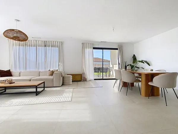 Belle maison neuve 134 m², 4 chambres, de plain pied à Bressols au sud de Montauban