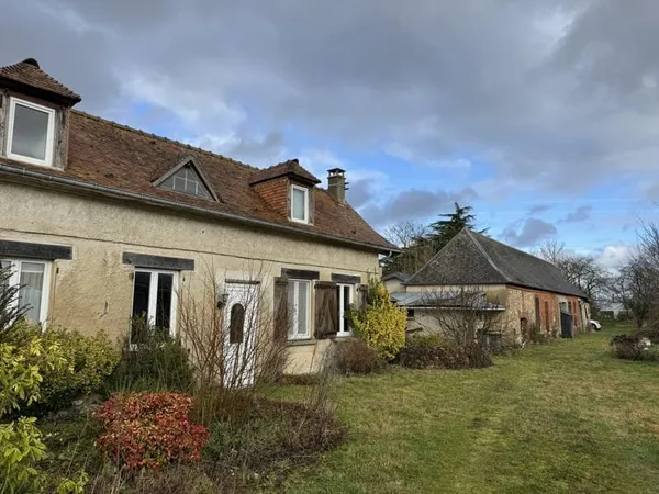 Maison de campagne avec dépendance sur l'axe Louviers / Le Neub