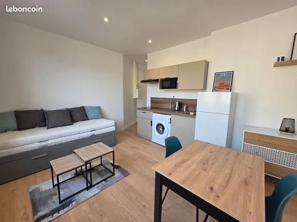 Studio 1 pièce 21 m²