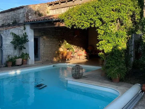 Maison atypique accueillante