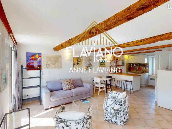 Studio 1 pièce 30 m²