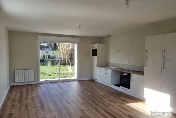 Maison Location Angoulême 5p 125m² 990€