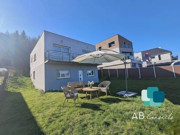 Maison 5 pièces 138 m²