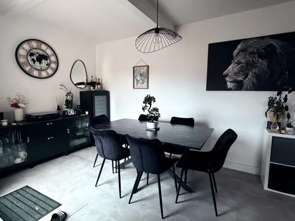❤️ COUP DE CŒUR - T2 de 62 m² - Dernier étage avec ascenseur - Ars-sur-Moselle (dressing)