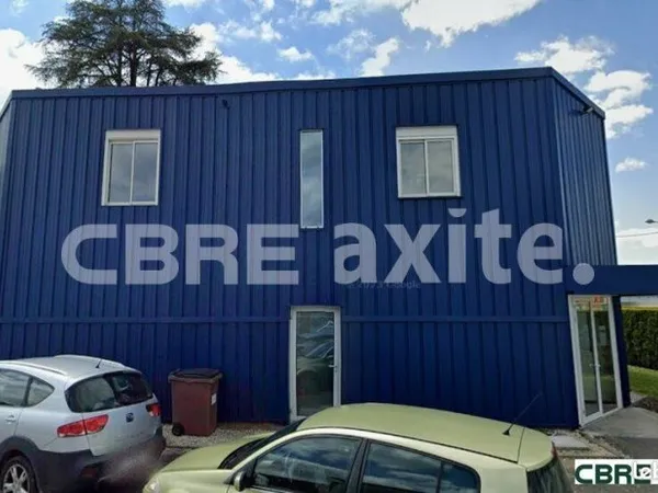 LOCAL D'ACTIVITE 374 m² BOURGOIN JALLIEU
