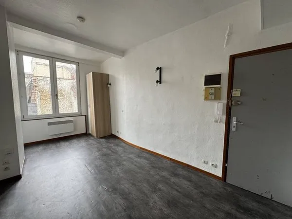 Studio 1 pièce 18 m²