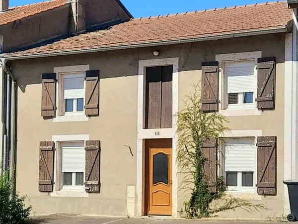 Grande maison de village