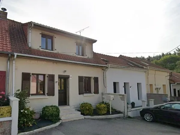 Maison 4 chambres avec jardin et garage - Ferques (Elinghen) - 62250