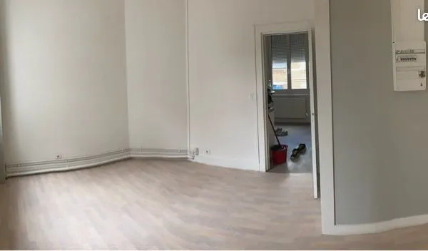 F1 de 29m2 rue Léon dupontreue