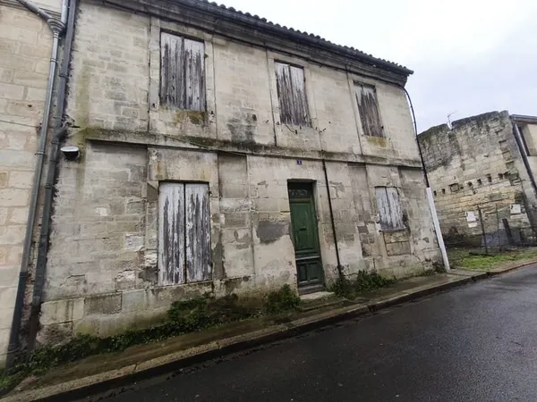 Maison 2 pièces 110 m²