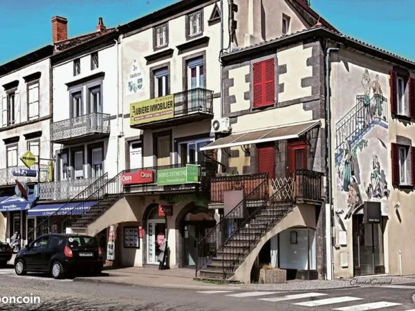 Immeuble 200 m²