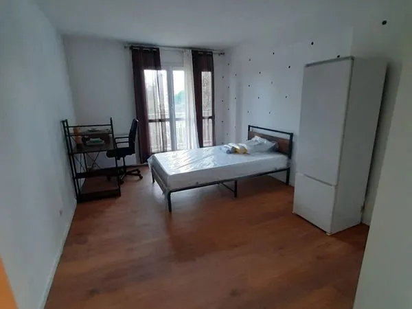 Chambre Coloc - Les Ulis
