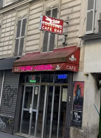 Murs bar restaurant avec appartement Paris métro Narx Dormoy