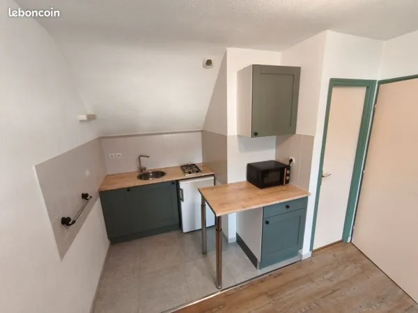 Appartement Location Saint-Brieuc 1p 16m² 470€