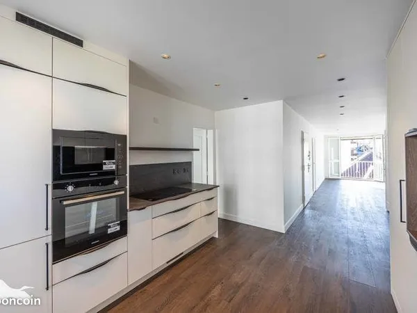 Appartement 3 pièces 77 m²