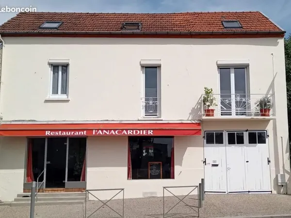 Local commercial Saint-Yorre