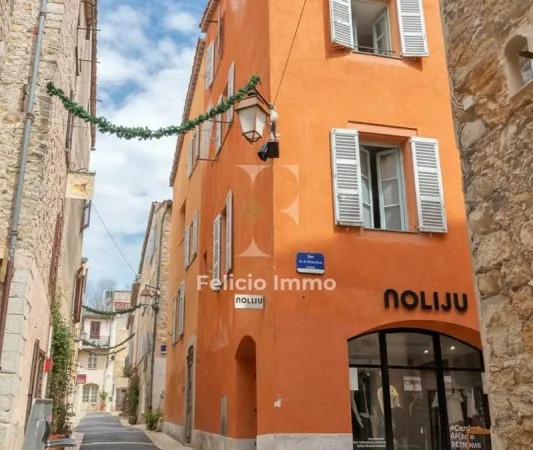 Idéal investisseur - Immeuble de rapport Valbonne Village