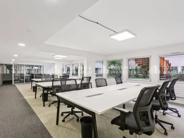 Bureaux 1500 m²